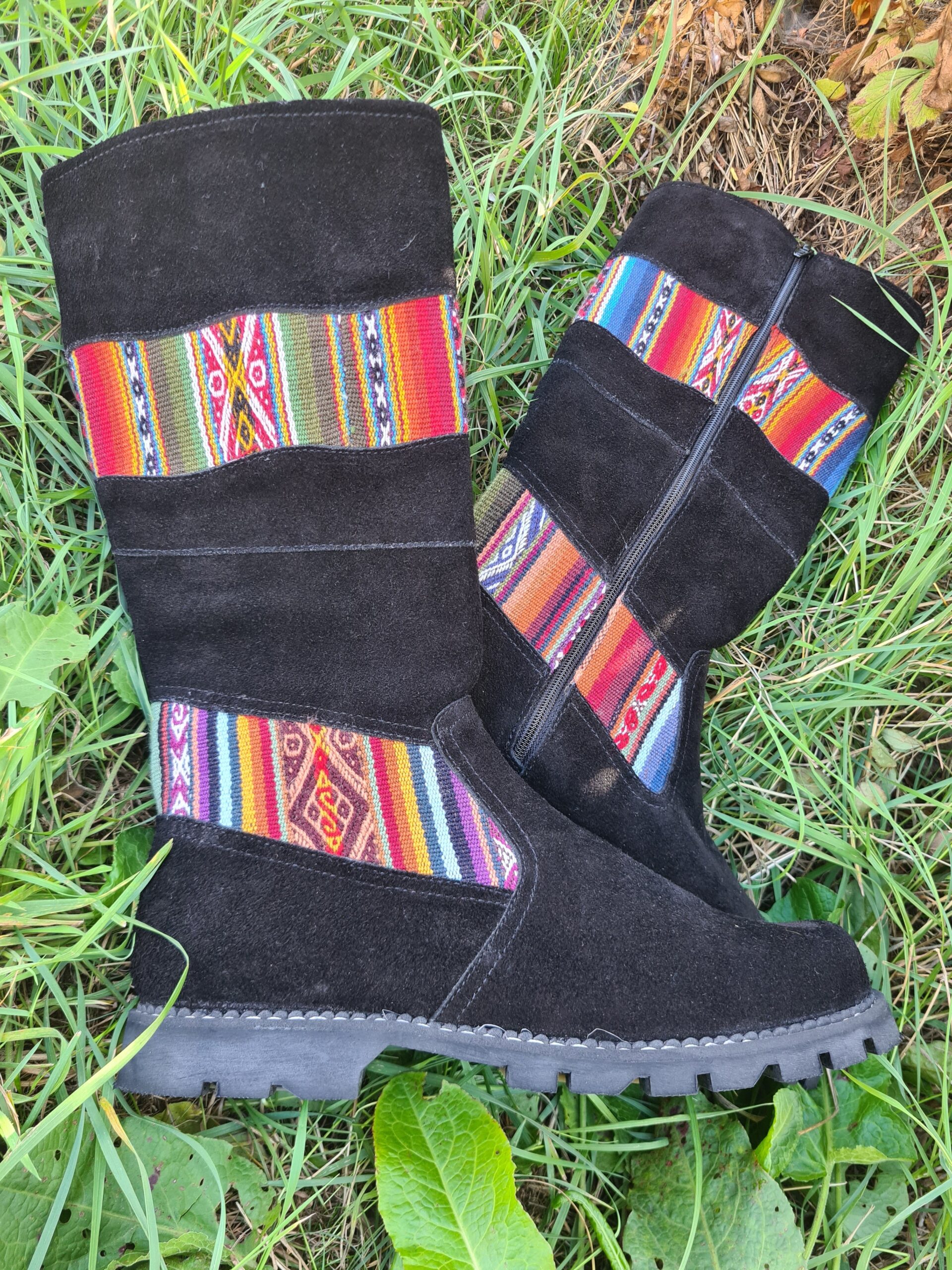 Peruvian print black suede boots