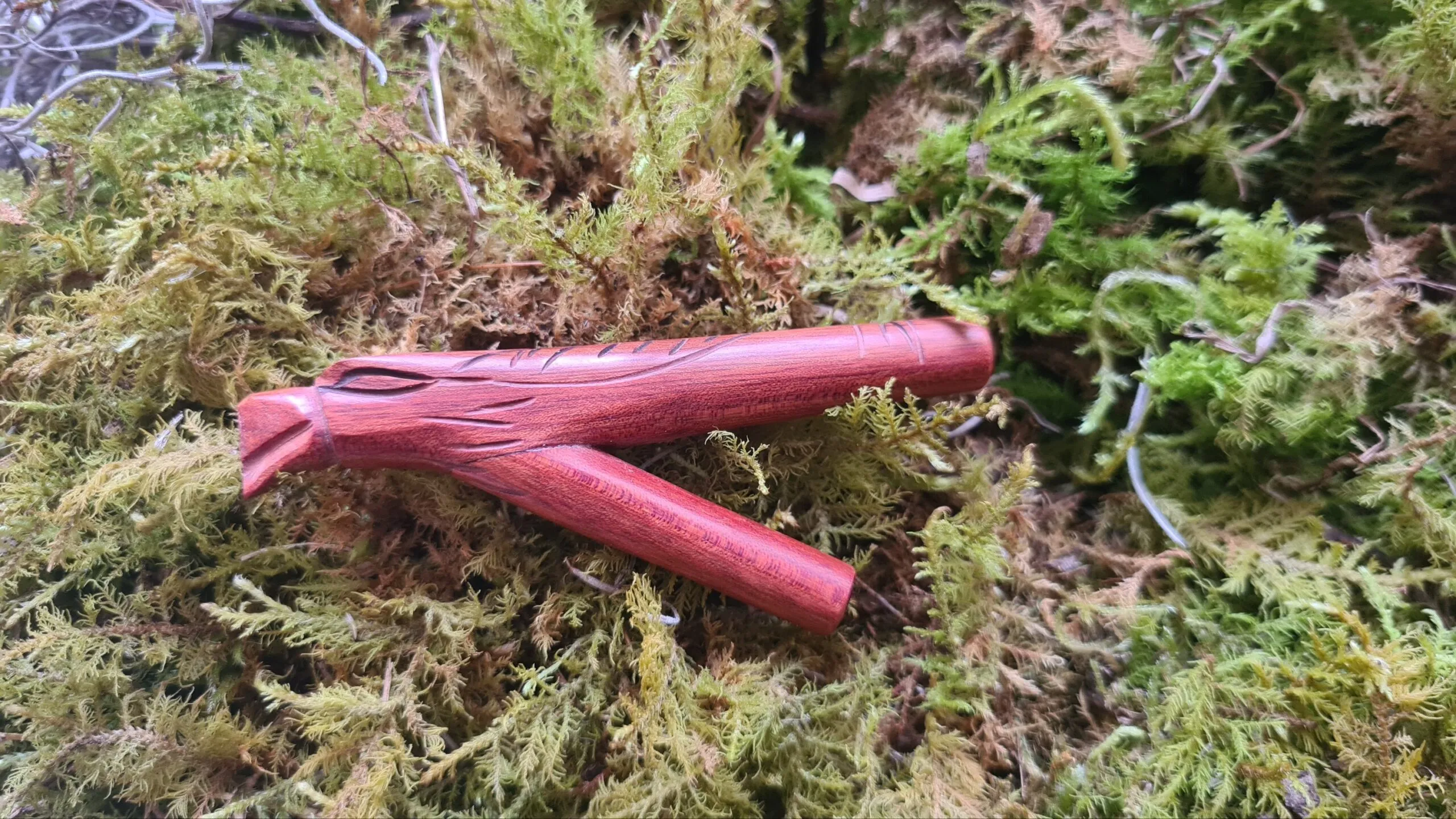 Wooden carved Eagle kuripe animal totem shamanic ceremonial tool