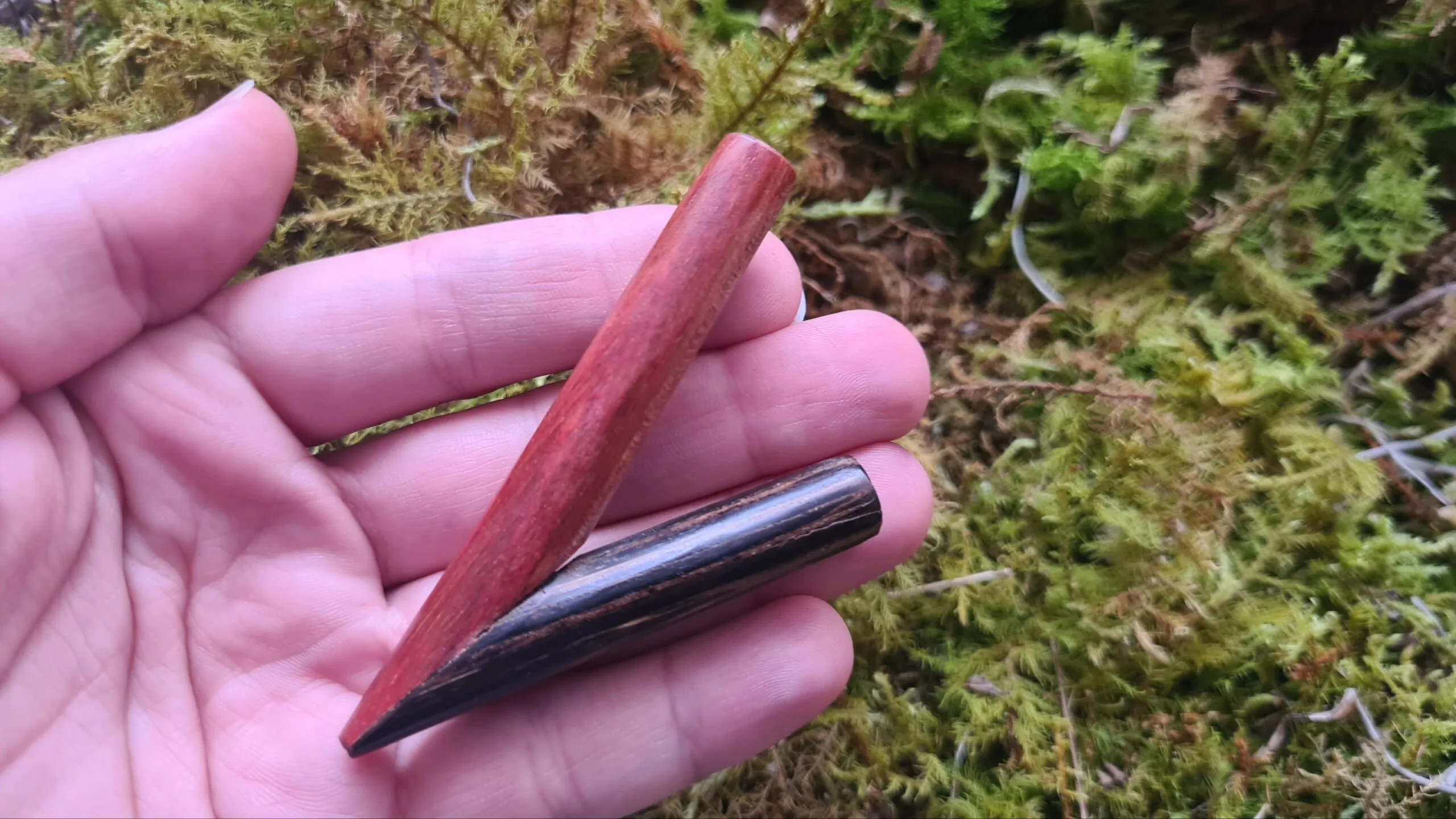 Wooden carved kuripe shamanic ceremonial tool