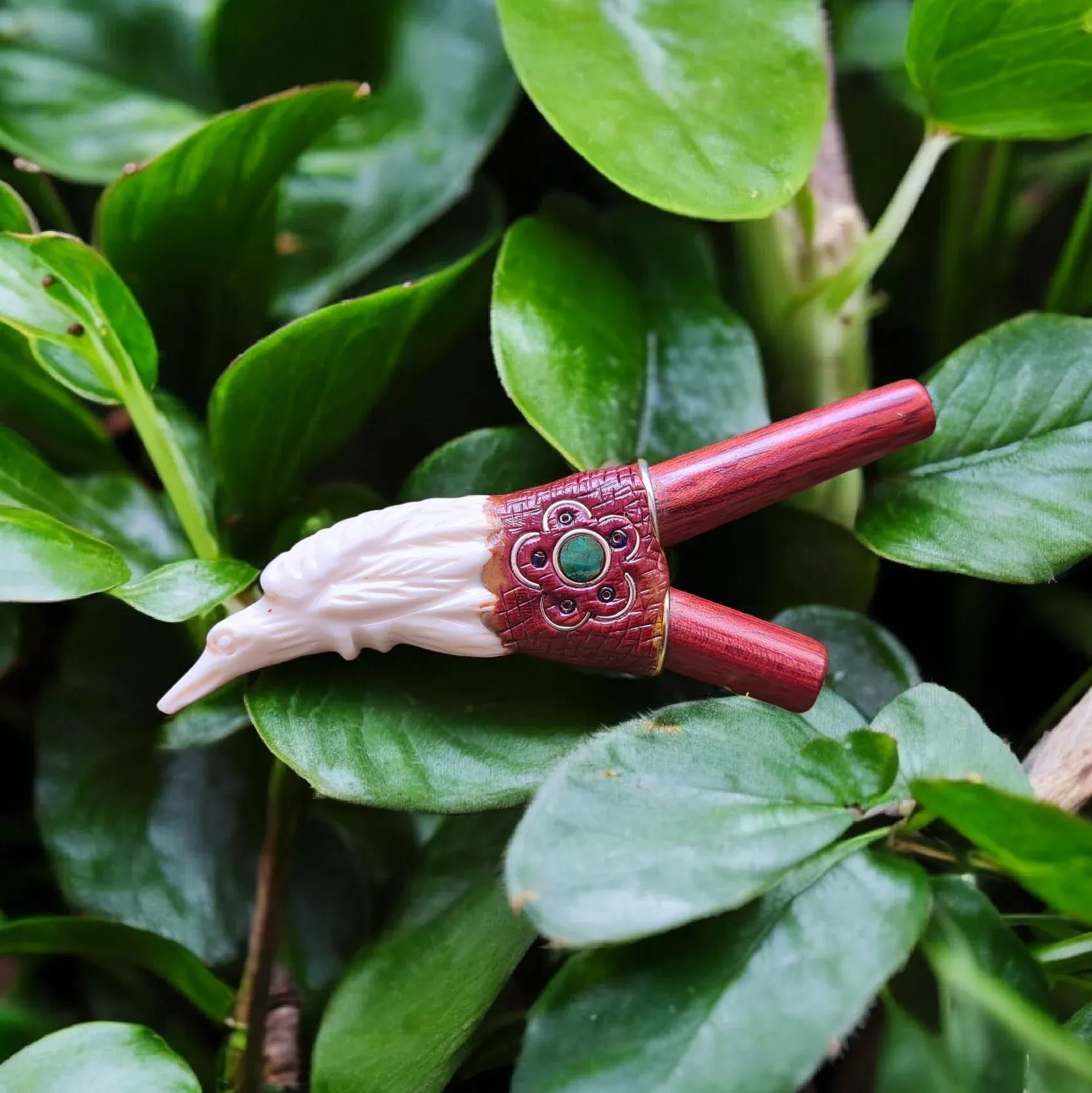 Humming bird kuripe on Palo Sangre wood with Chrysocolla crystal