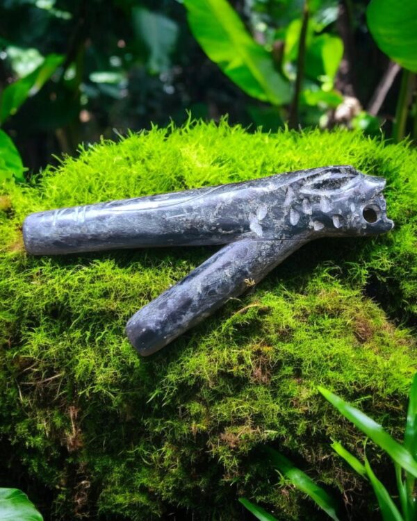 Serpentine stone carved Serpent kuripe animal totem shamanic ceremonial tool