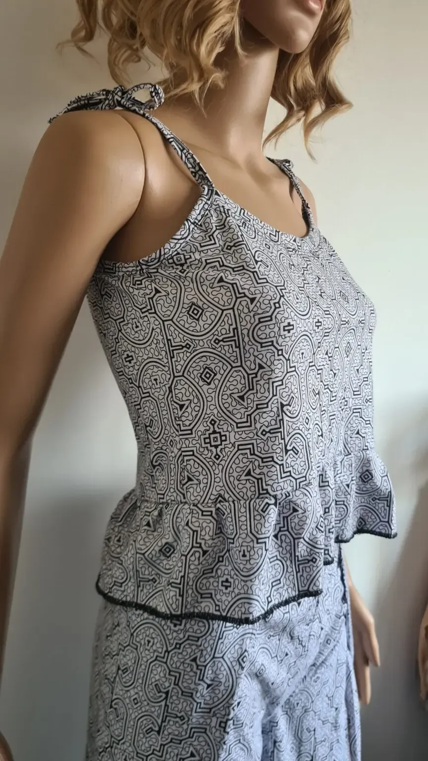 Shipibo white and black print stretchy cotton set - Image 3