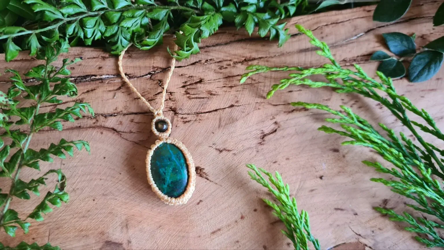 Peruvian Turquoise chrysocolla stone and Ayahuasca slice macrame necklace - Image 4