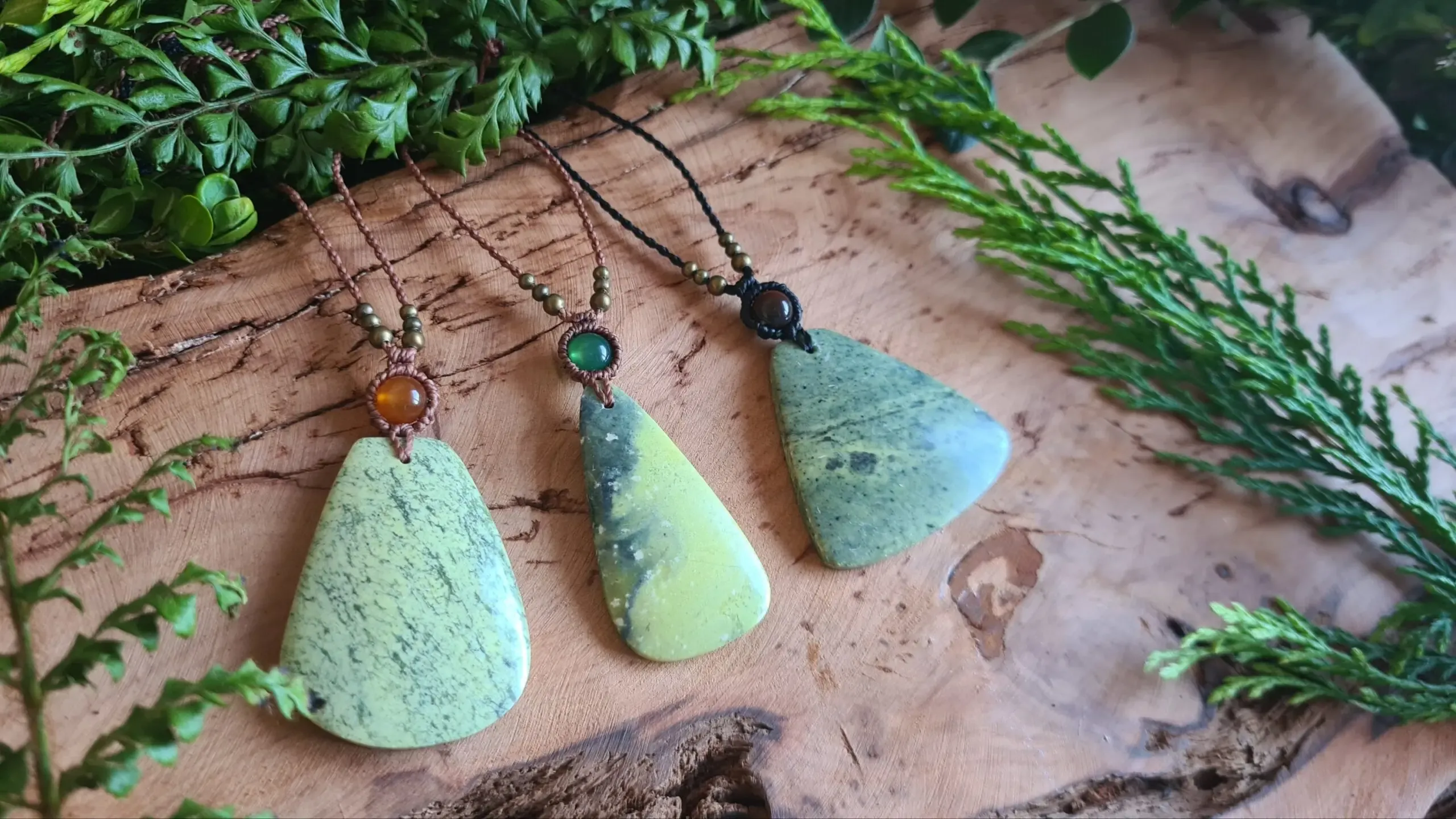 Peruvian Serpentine stone Machu Picchu stone macrame necklace