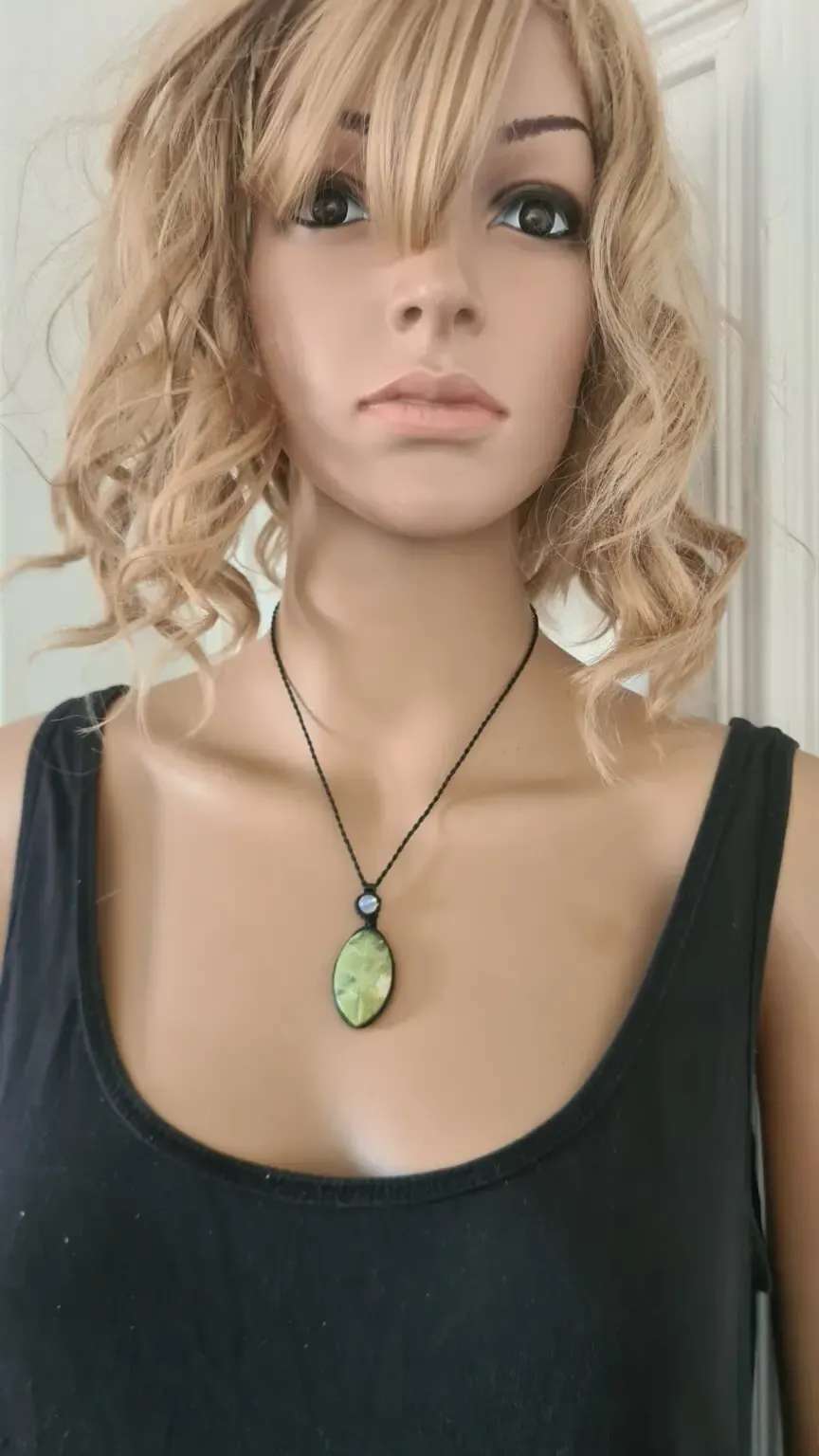 Peruvian Serpentine stone Machu Picchu stone macrame - Image 3