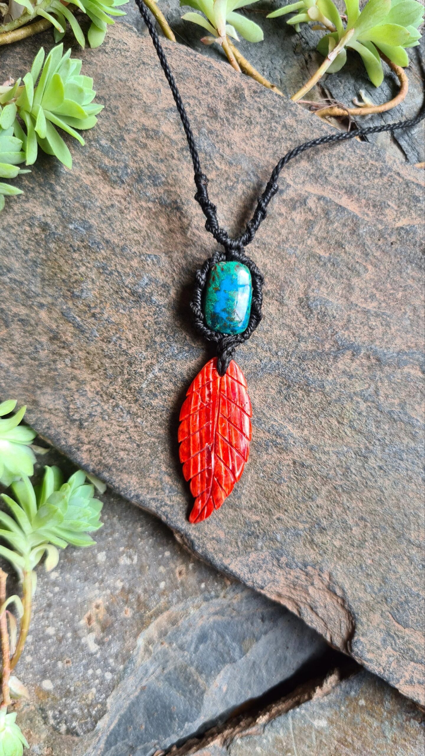 Spondylus shell leaf and Chrysocolla crystal macrame necklace