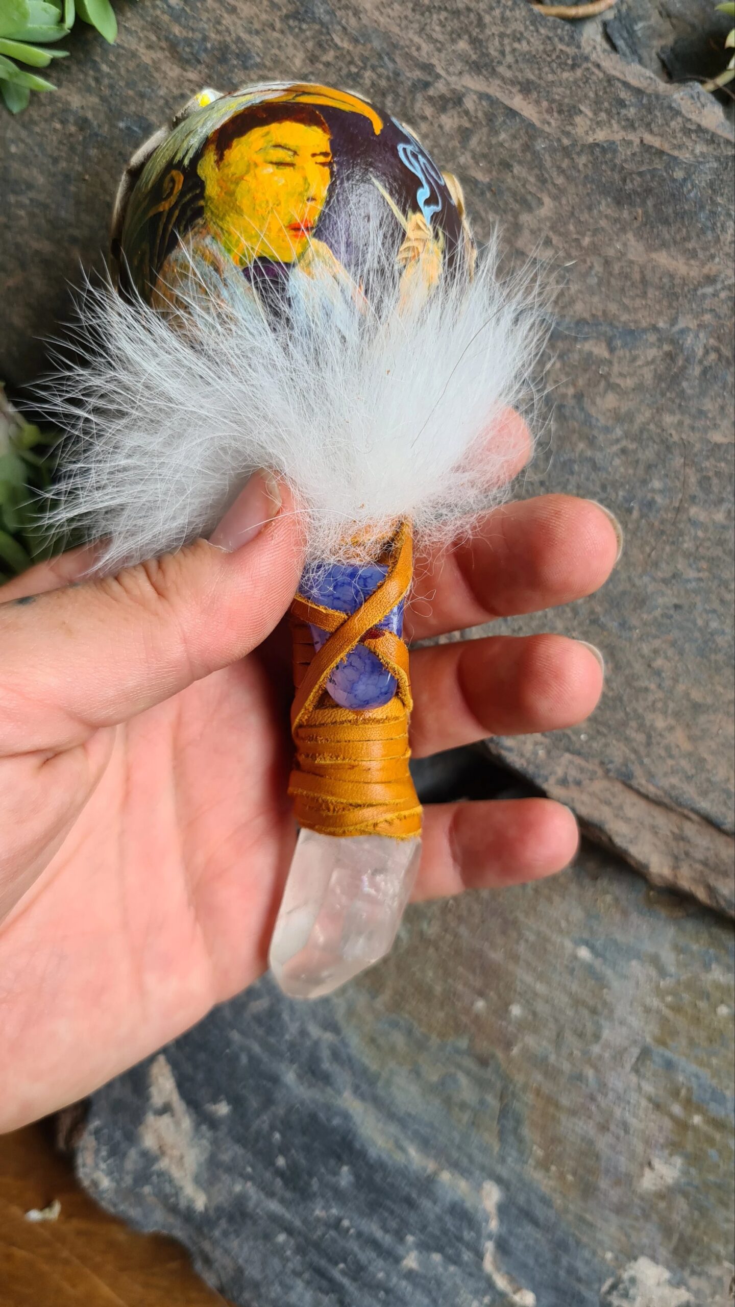Hand painted Quartz handle rattle - Image 3