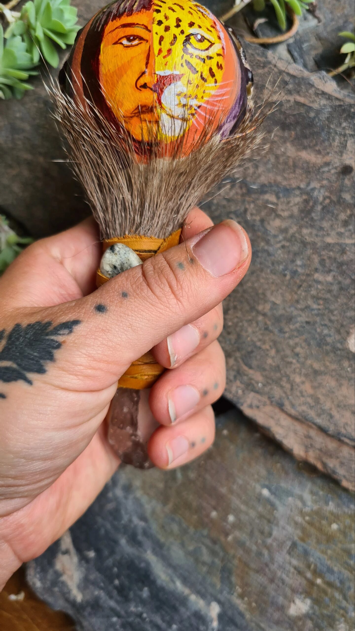 Hand painted Quartz handle rattle - Image 5