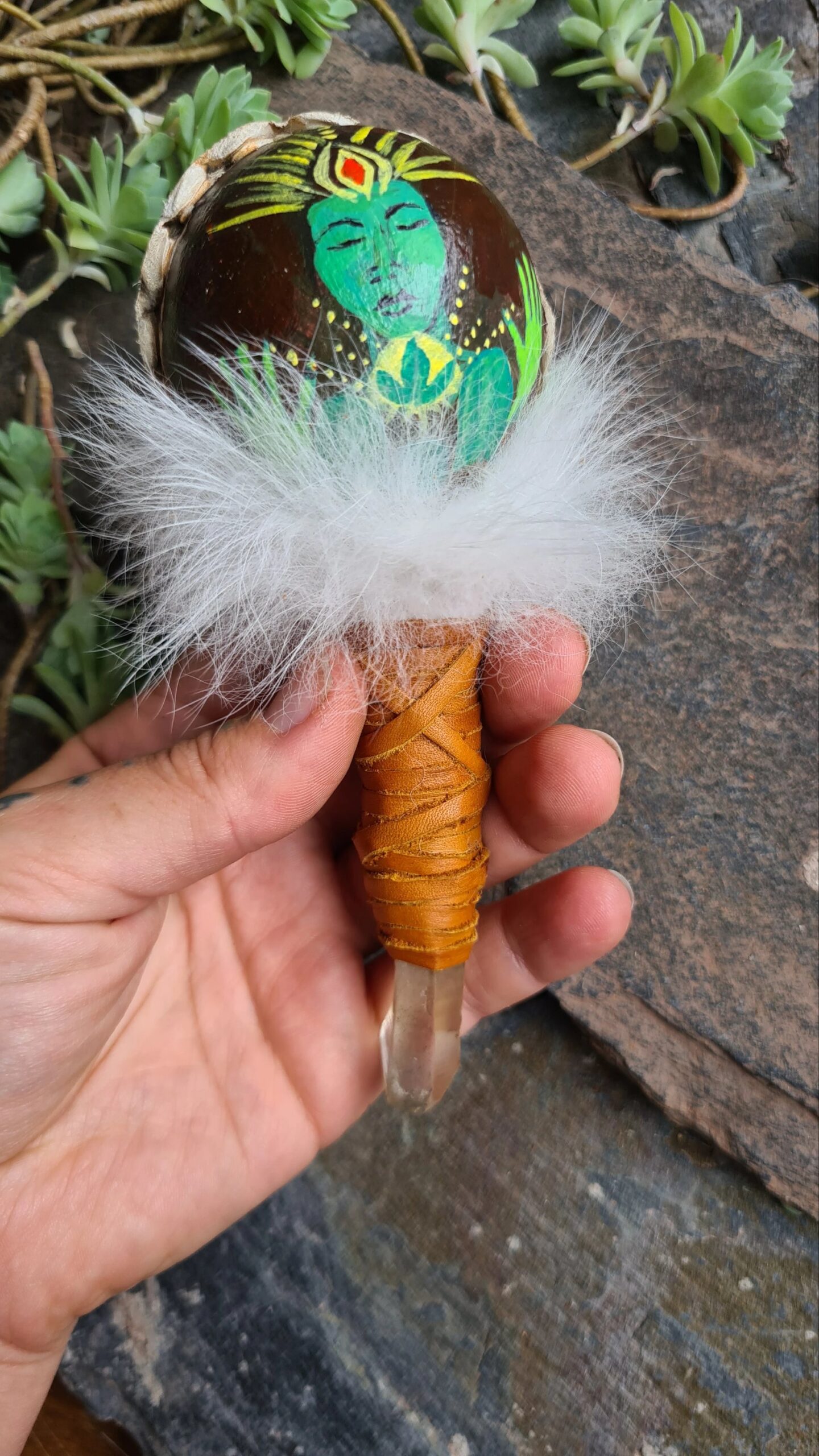 Hand painted Quartz handle rattle - Image 2