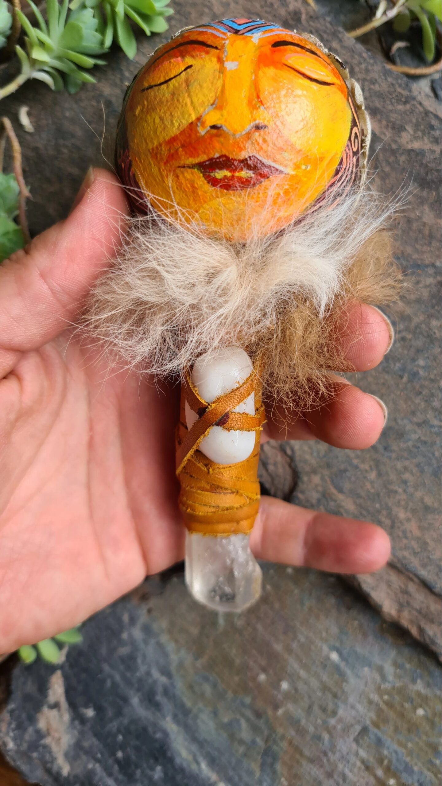 Hand painted Quartz handle rattle - Image 3