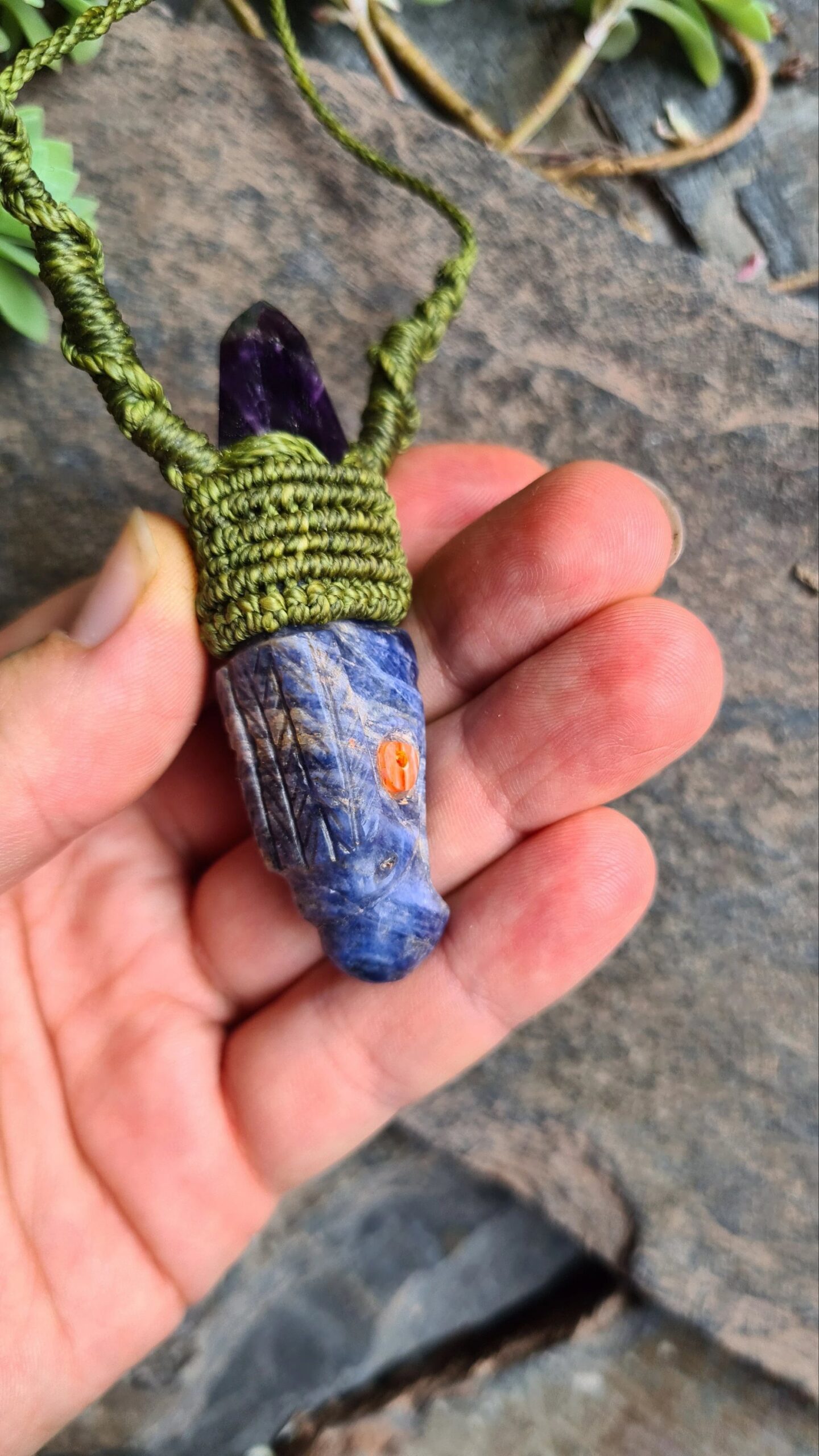 The Eagle of the Andes gaia earth trilogy Amethyst Sodalite Spondylus Macrame - Image 5