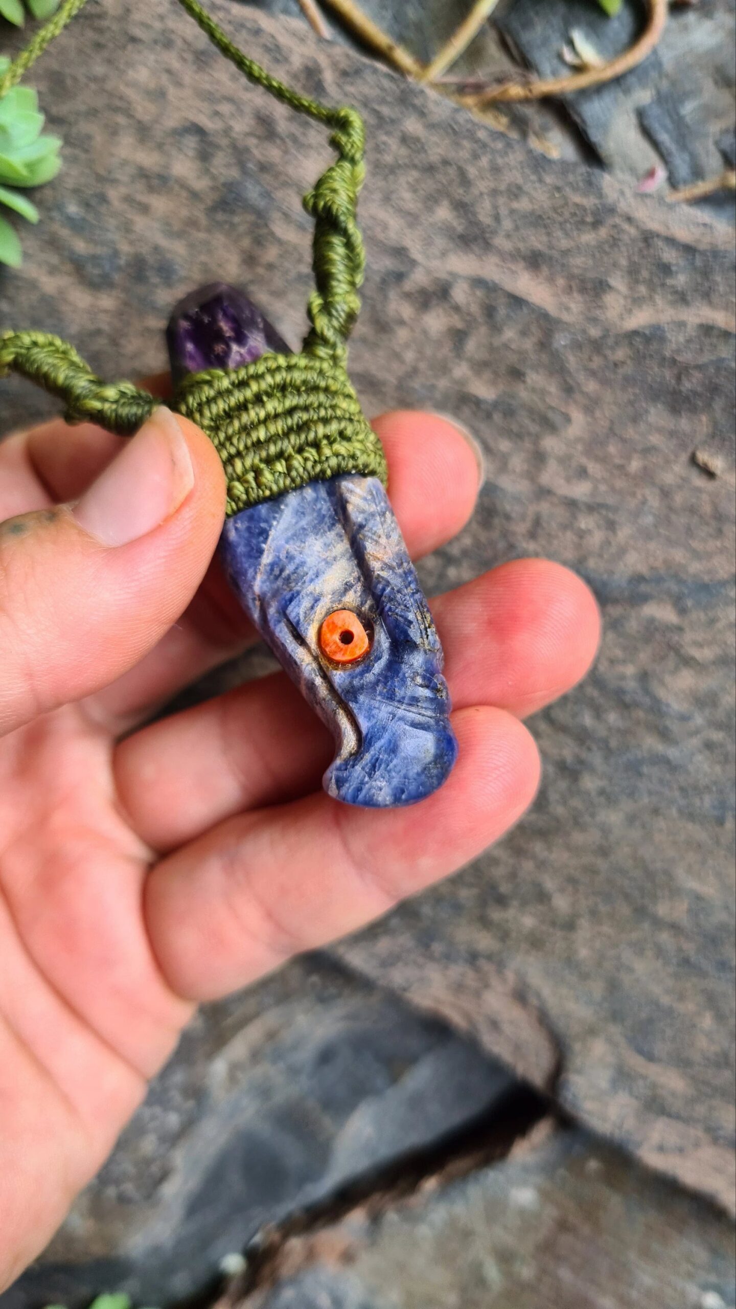 The Eagle of the Andes gaia earth trilogy Amethyst Sodalite Spondylus Macrame - Image 3