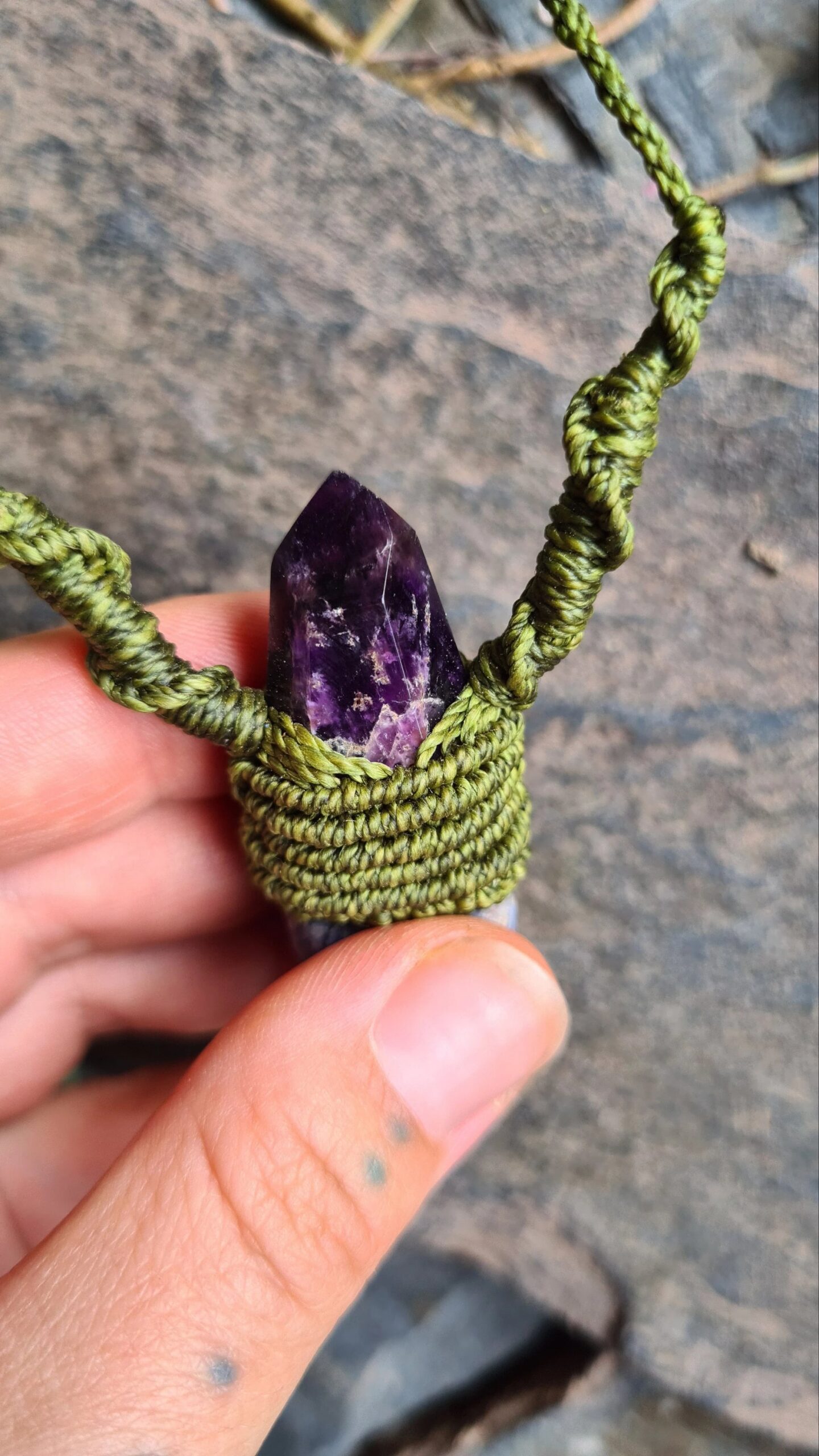 The Eagle of the Andes gaia earth trilogy Amethyst Sodalite Spondylus Macrame - Image 4