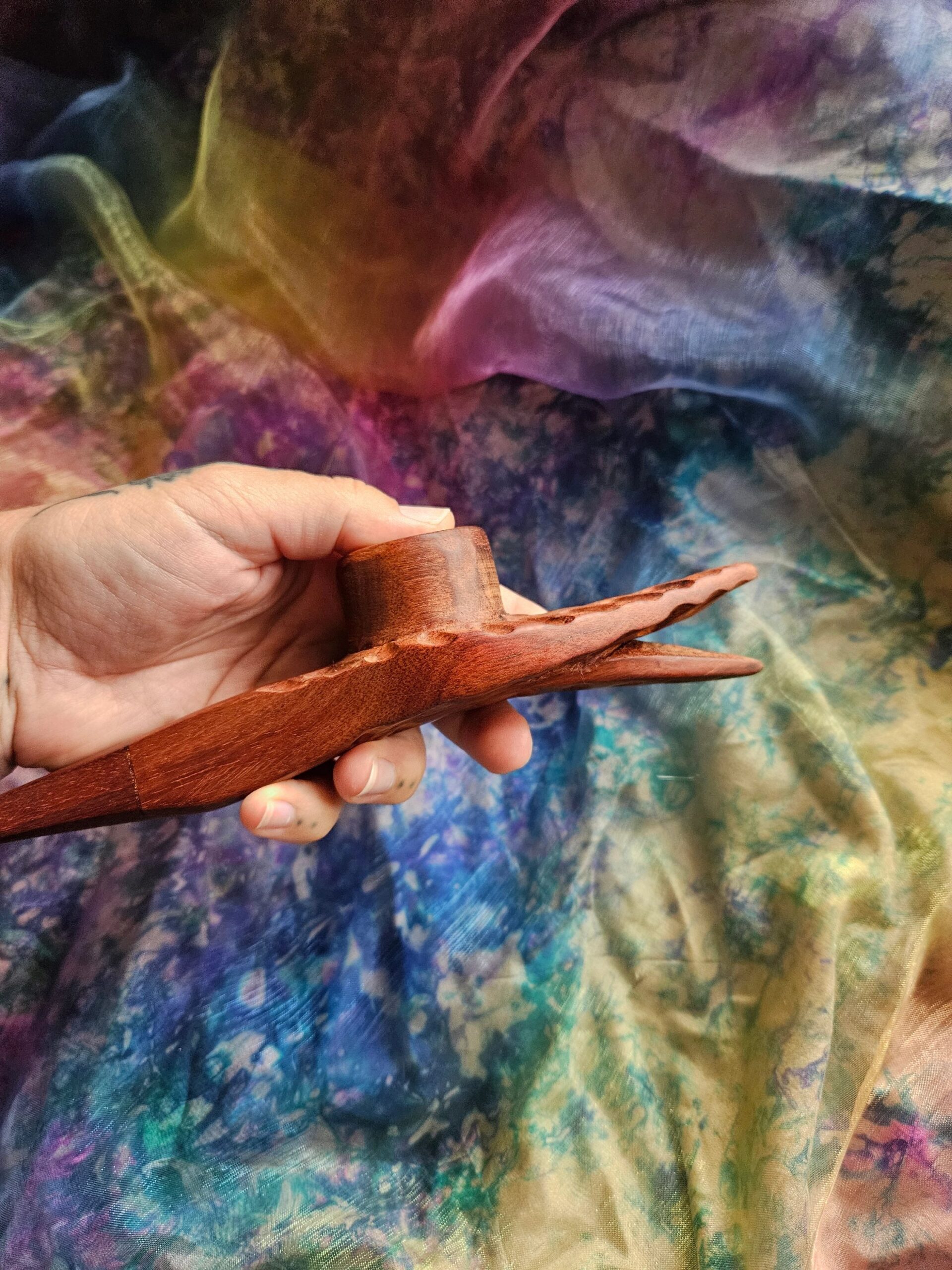 Palo Sangre wood carved Shipibo ceremonial pipe - Image 2